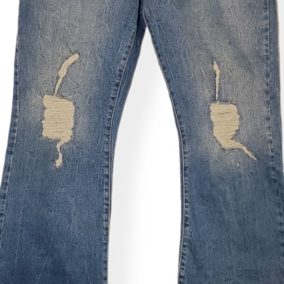 Forever 21 Cropped Distressed Raw Kick Flare Jeans 30 - Picture 4 of 9